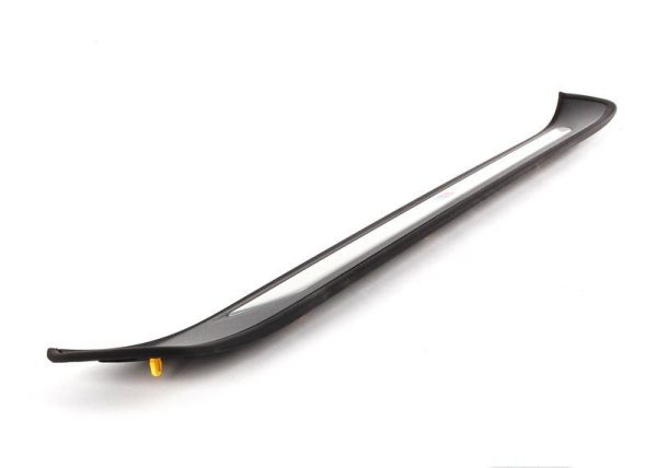 BMW NEW GENUINE 3 E90 E91 M SPORT O/S RIGHT FRONT DOOR ENTRY SILL STRIP 51477907152 - Image 3