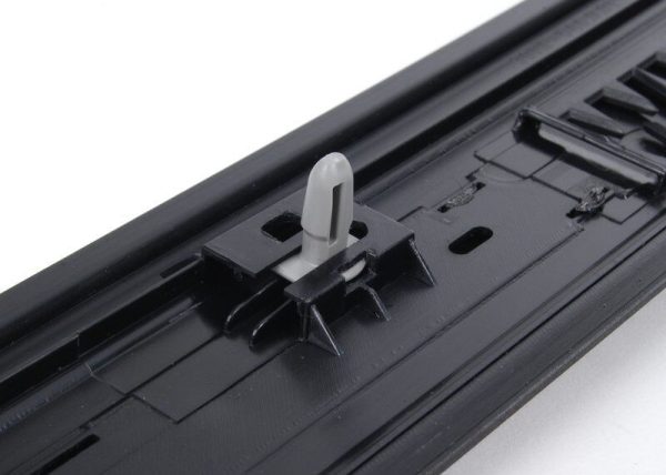 BMW NEW GENUINE E88 08-13 CABRIO M SPORT O/S RIGHT DOOR ENTRY SILL STRIP 51478045298 - Image 6