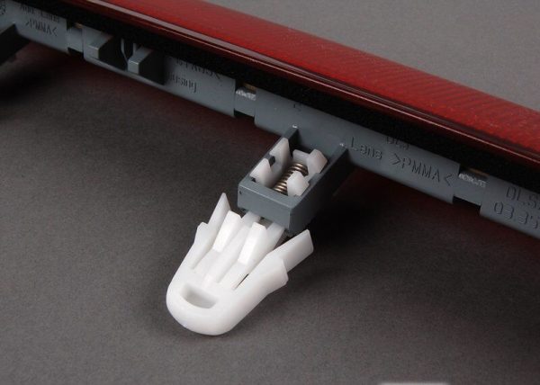 AUDI A3 8P 4 DOOR 04-13 NEW GENUINE REAR THIRD 3RD BRAKE STOP LIGHT 8P4945097C - Image 2
