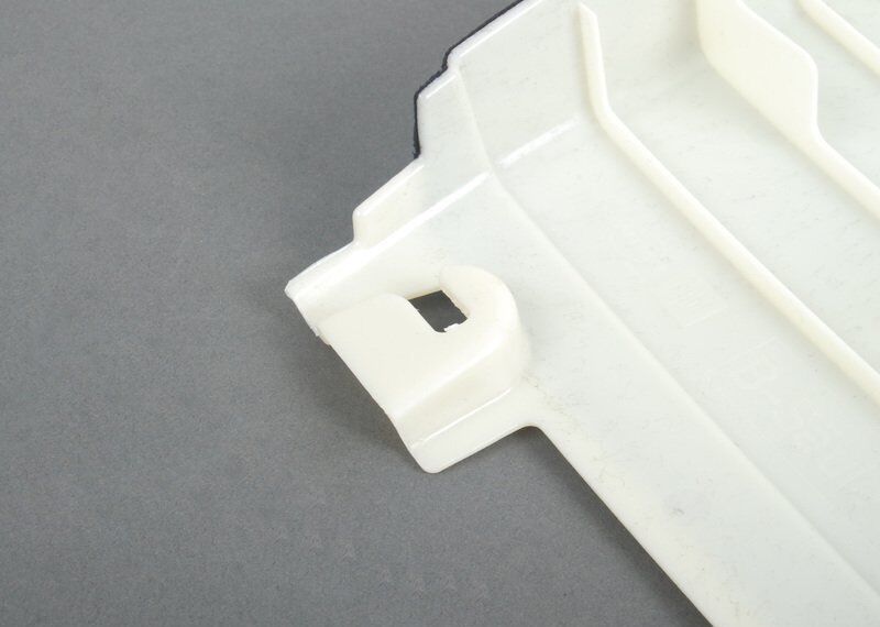 BMW NEW GENUINE 3 E90 E91 05-12 BLACK O/S RIGHT CENTER B-PILLAR TRIM 51438036260 - Image 4