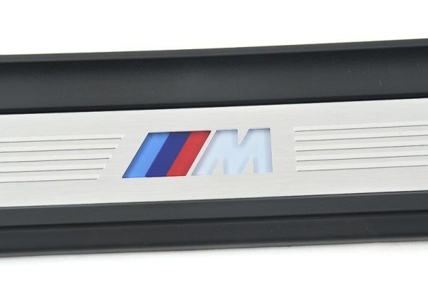 BMW NEW GENUINE 5 SERIES G30 G31 TRIM M FRONT LEFT RIGHT DOOR SILL COVERS 51478061056 - Image 2