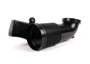 BMW GENUINE 5 7 E39 E38 ENGINE 3.5i 4.0i AIR INTAKE HOSE WITH RESONATOR 13711436139
