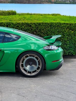 Carbon Aerodynamic disc set rear wheel discs covers for the Porsche Cayman GT4 718