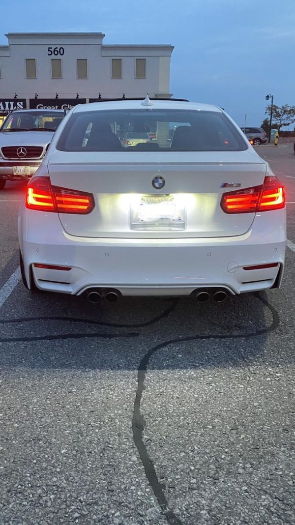OE LOOK LICENSE LED LIGHTS CLEAR FOR VARIOUS BMWs - Image 4