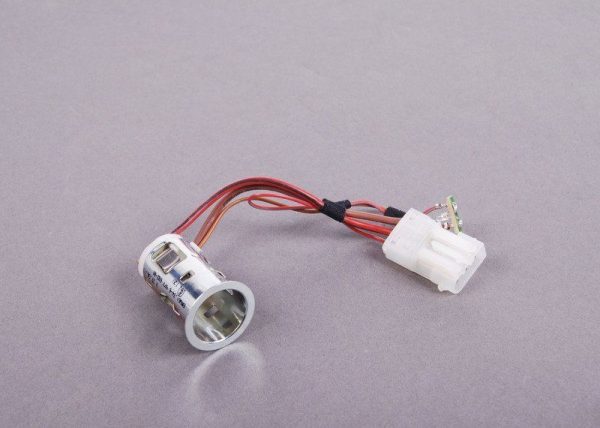 NEW OEM BMW Z4 SERIES E86 E86 X6 SERIES E71 CIGARETTE LIGHTER SOCKET 61346977682
