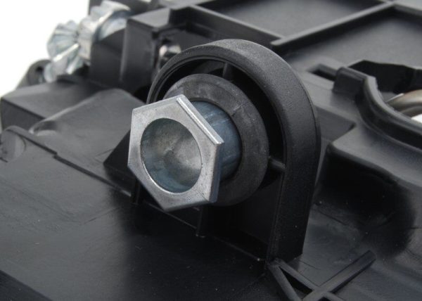 NEW GENUINE VW TOUAREG 02-07 LEFT N/S HEADLIGHT MOUNTING BRACKET 7L6941613C - Image 2