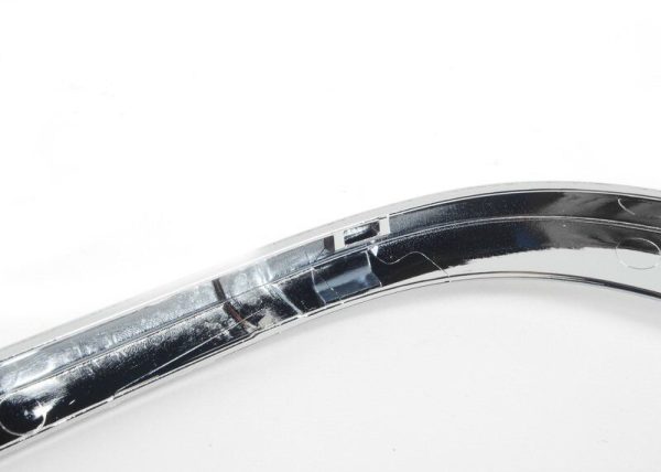 NEW GENUINE MINI F55 F56 F57 REAR TAIL LIGHT CHROME TRIM RING LEFT N/S 63218495331 - Image 7