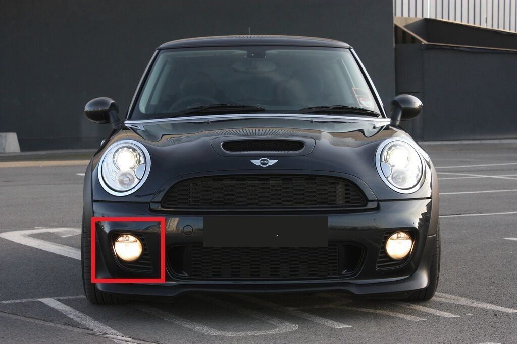 MINI NEW GENUINE R55 R56 R57 JCW FRONT BUMPER FOG LIGHT GRILLE RIGHT O/S 51117283348 - Image 2