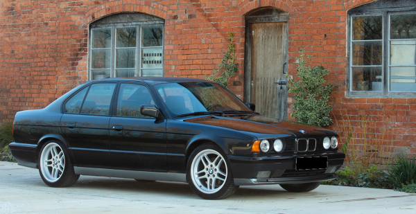 M5 / M Sport Look Side skirts/ Sill covers For BMW E34 87-96 - ABS Plastic - Image 3