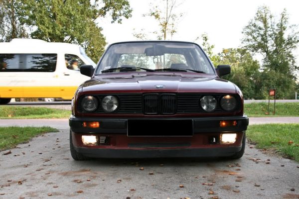 Clear Fog Lights For BMW 3 Series E30 87-93 Facelift - Image 3