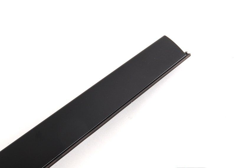 BMW NEW GENUINE 5 SERIES E60 E61 FRONT WINDOW WINDSHIELD TRIM RIGHT O/S 51317045448 - Image 6