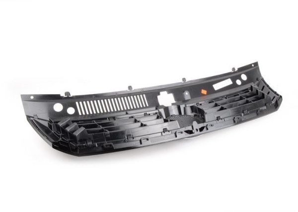 NEW GENUINE VOLKSWAGEN VW PASSAT 2013 - 2015 FRONT CENTER UPPER GRILLE 561853651COQE - Image 3