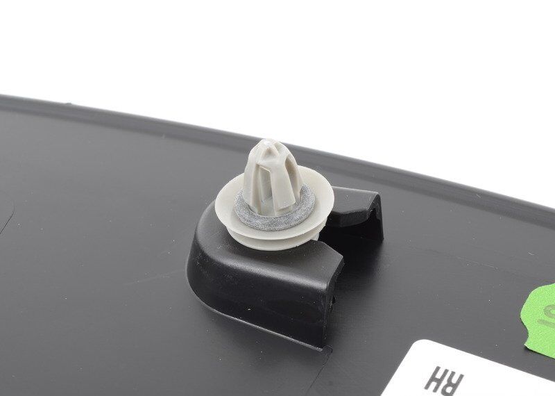 MINI NEW GENUINE 5 DOOR CLUBMAN F54 RIGHT REAR DOOR TRIM COVER O/S 51777329032 - Image 7