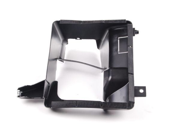 NEW GENUINE BMW 5 SERIES F10 F11 FRONT OIL COOLER AIR DUCT RIGHT O/S 51747200790 - Image 3