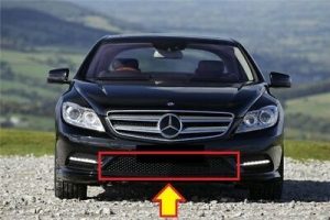 NEW GENUINE MERCEDES BENZ MB CL W216 AMG FRONT BUMPER CENTER LOWER GRILLE A2168851053