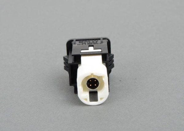 NEW GENUINE BMW USB SOCKET FITS MOST OF BMW MODELS 84109229294 - Image 3