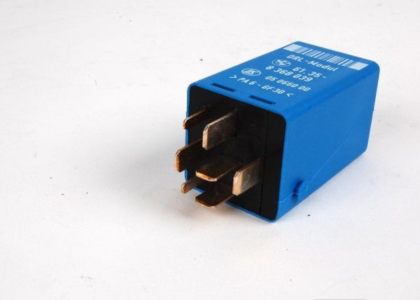 NEW GENUINE BMW E36 E38 Z3 E36 DAYTIME RUNNING LIGHTS RELAY BLUE 61358368039 - Image 2