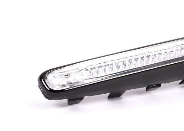 NEW GENUINE BMW 3 SERIES M3 COUPE E92 FRONT FENDER TRIM GRILLE RIGHT O/S 51137979352 - Image 6