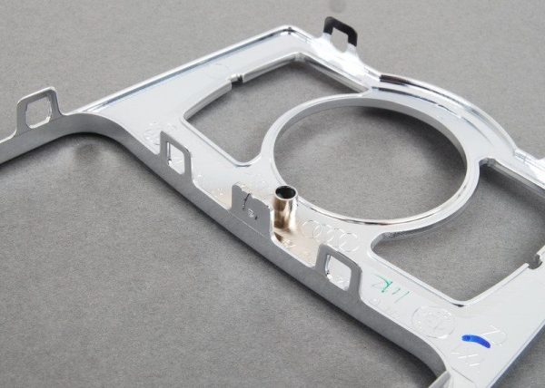 AUDI OEM Q7 2007-2014 FRONT CENTER CONSOLE SILVER FRAME SURROUND TRIM 4L0864260A - Image 4
