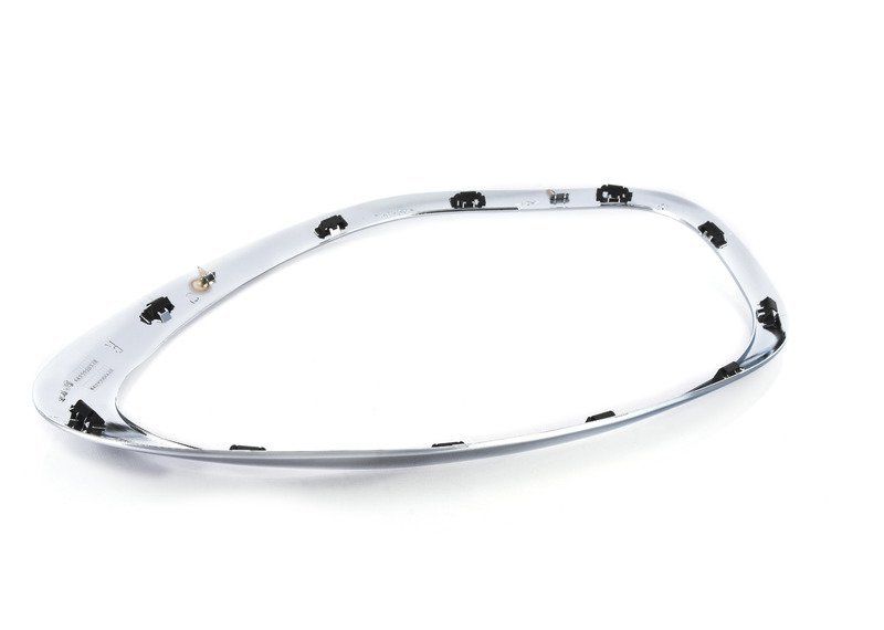 GENUINE PACEMAN COUNTRYMAN FRONT O/S RIGHT HEADLIGHT CHROME SURROUND 51139813824 - Image 3