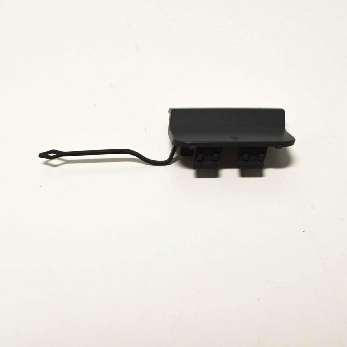 NEW GENUINE MERCEDES BENZ MB C W204 AMG COUPE REAR TOW HOOK EYE COVER PRIMED A20488562239999 - Image 6