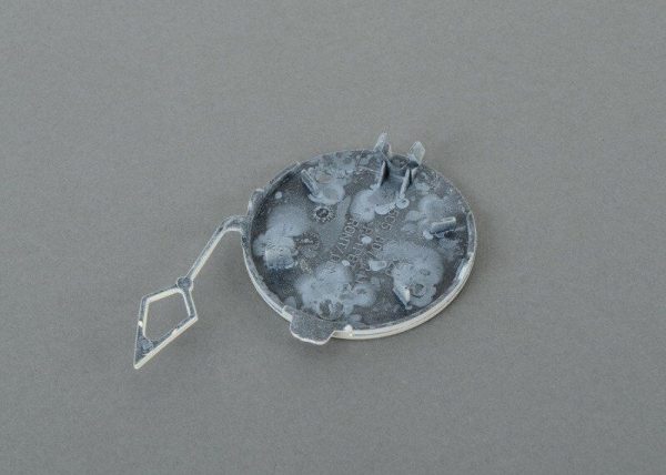 NEW GENUINE VW BEETLE 11-19 FRONT BUMPER TOW HOOK COVER CAP PRIMED 5C5807241AGRU - Image 3