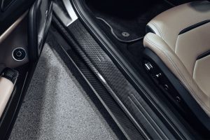 CARBON Performance Aero inner sideskirt set for Ferrari GTC4Lusso