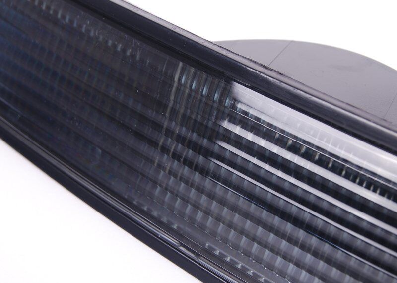 NEW GENUINE VW BEETLE 06-10 REAR BUMPER LOWER RIGHT O/S SIDE REVERSING LIGHT 1C0941072G - Image 3