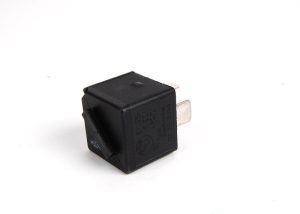 BMW NEW GENUINE 1 3 5 6 7 X3 X5 X6 MULTI PURPOSE RELAY BLACK 4 PIN 61366901469