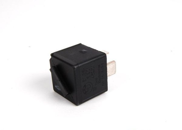 BMW NEW GENUINE 1 3 5 6 7 X3 X5 X6 MULTI PURPOSE RELAY BLACK 4 PIN 61366901469