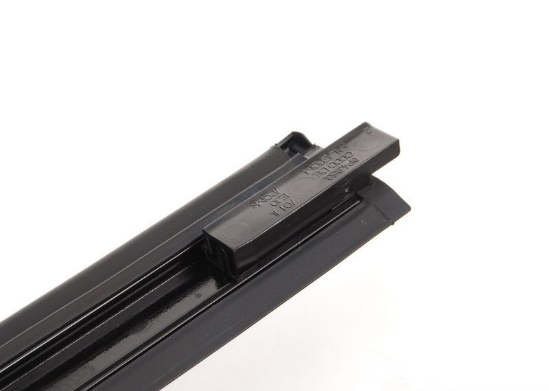 NEW GENUINE AUDI A3 2004-2013 4 DOOR ROOF INSERT CHANNEL BLACK MOLDING LEFT N/S 8P4853701Y9B - Image 5
