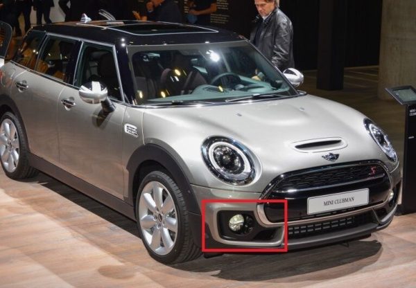 MINI NEW OEM F54 S JCW CLUBMAN FRONT BUMPER FOG LIGHT GRILL TRIM RIGHT O/S 51117376372 - Image 2