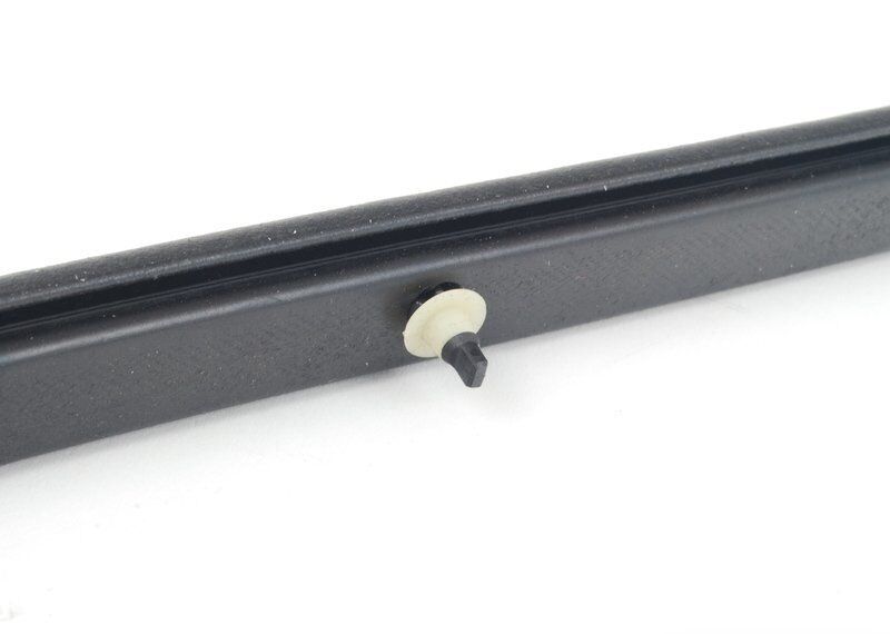 NEW GENUINE PORSCHE 996 CARRERA 986 BOXSTER DOOR OUTER SEALING SLOT RIGHT O/S 99653708607 - Image 4