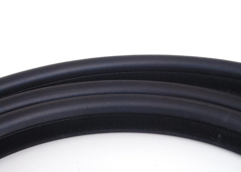 NEW GENUINE BMW 3 SERIES E46 FRONT INNER DOOR PROTECTION SEAL 51728194682 - Image 4