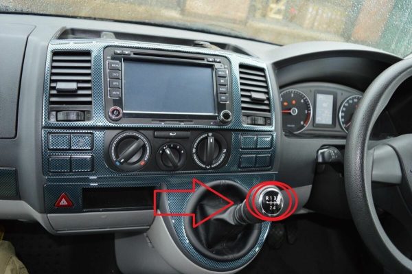 NEW GENUINE VW TRANSPORTER T5 03-10 5-SPEED SHIFT GEAR KNOB COVER BADGE - Image 2