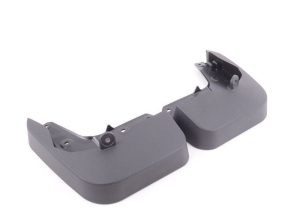 NEW GENUINE AUDI A3 2014-2016 S LINE REAR MUD FLAPS SPLASH GUARDS SET 8V5075106