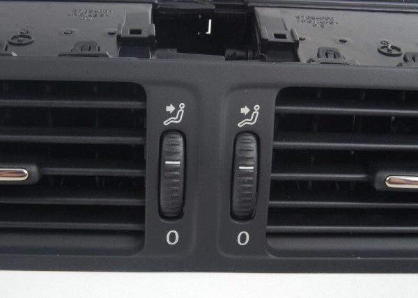 NEW GENUINE VW PASSAT B6 05-11 PASSAT CC 09-12 DASHBOARD BLACK CENTER AIR VENT 3C1819728F1QB - Image 4