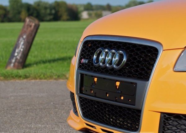NEW GENUINE AUDI A4 S4 FRONT BUMPER LICENSE PLATE HOLDER 8E0807285AT1QP - Image 9