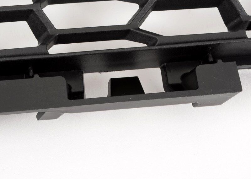 NEW GENUINE BMW 6 SERIES F06 F12 F13 M SPORT FRONT BUMPER GRILL RIGHT OS 51118050348 - Image 5