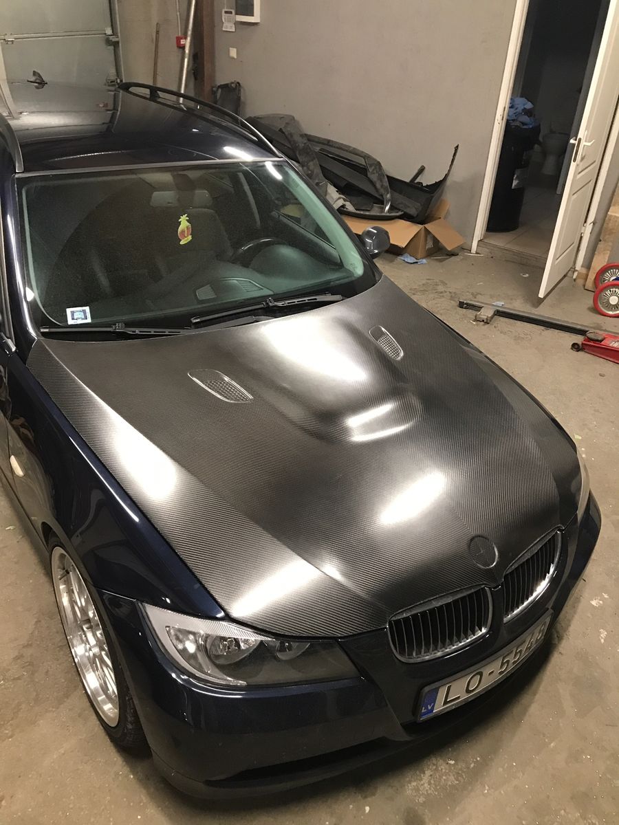 Carbon Sport Hood for E90 / E91 preLCI - Image 4