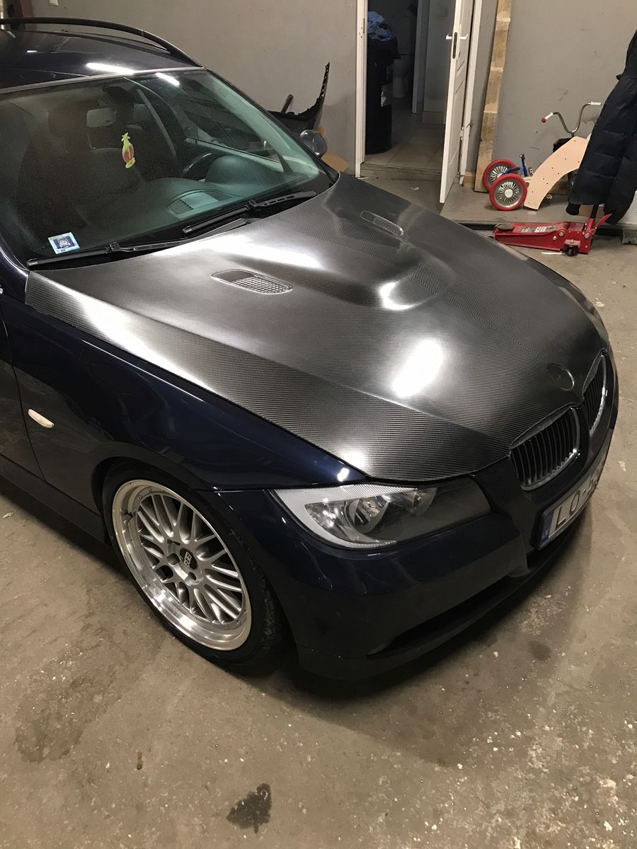 Carbon Sport Hood for E90 / E91 preLCI - Image 3