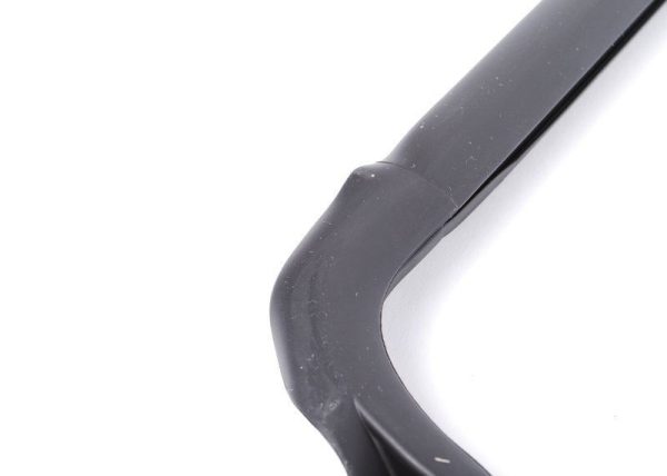 NEW GENUINE BMW 3 SERIES E93 CONVERTIBLE FRONT WINDSHIELD SEAL 51317150646 - Image 4