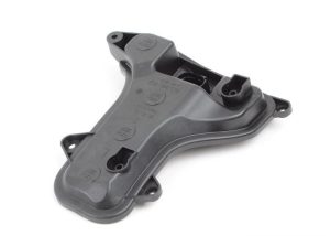 NEW GENUINE PORSCHE CAYENNE 2002-2006 REAR TAIL LIGHT BULK HOLDER LEFT N/S 95563143700