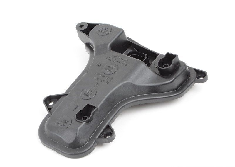 NEW GENUINE PORSCHE CAYENNE 2002-2006 REAR TAIL LIGHT BULK HOLDER LEFT N/S 95563143700