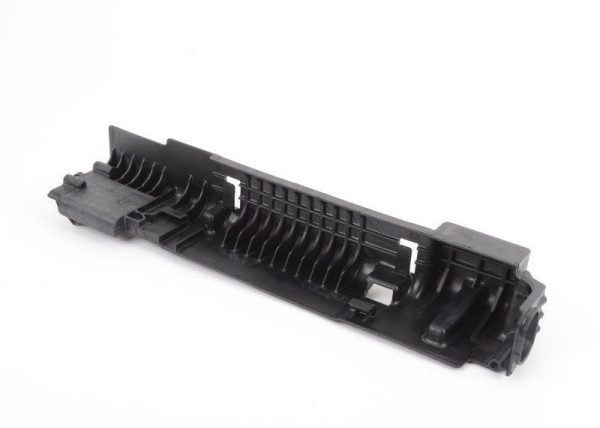 NEW GENUINE BMW X3 X4 F25 F26 RADIATOR MOUNTING SUPPORT BRACKET RIGHT O/S 17117593839