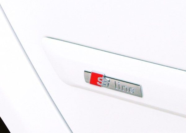 AUDI NEW GENUINE A1 A3 A4 A5 A6 A7 A8 Q5 Q7 TT S-LINE EMBLEM 8N0853601A - Image 2
