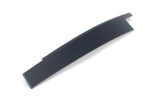 BMW NEW GENUINE X5 E70 FRONT DOOR FINISHER B PILLAR PANEL TRIM BLACK RIGHT O/S 51337136952