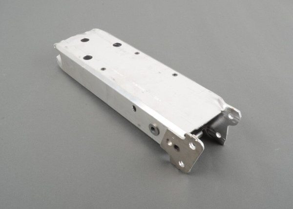 GENUINE BMW 2 3 4 SERIES FRONT DRIVER RIGHT O/S UPPER BUMPER CARRIER BRACKET 51117266196 - Image 2