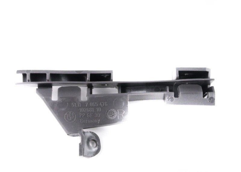 BMW NEW GENUINE E46 3 SERIES COUPE CONVERTIBLE FRONT BUMPER GUIDE RIGHT 51117065476 - Image 3