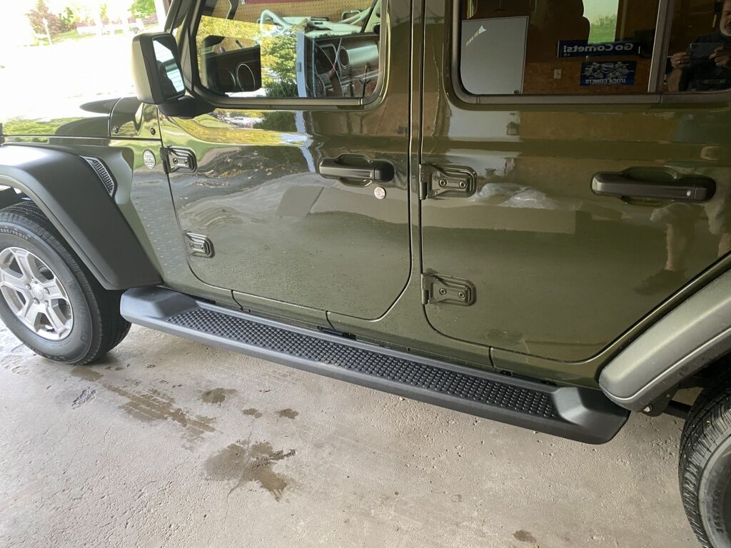 Running Boards Side Steps suitable for Jeep Wrangler JL (2018-Up) 4 Doors - Image 11